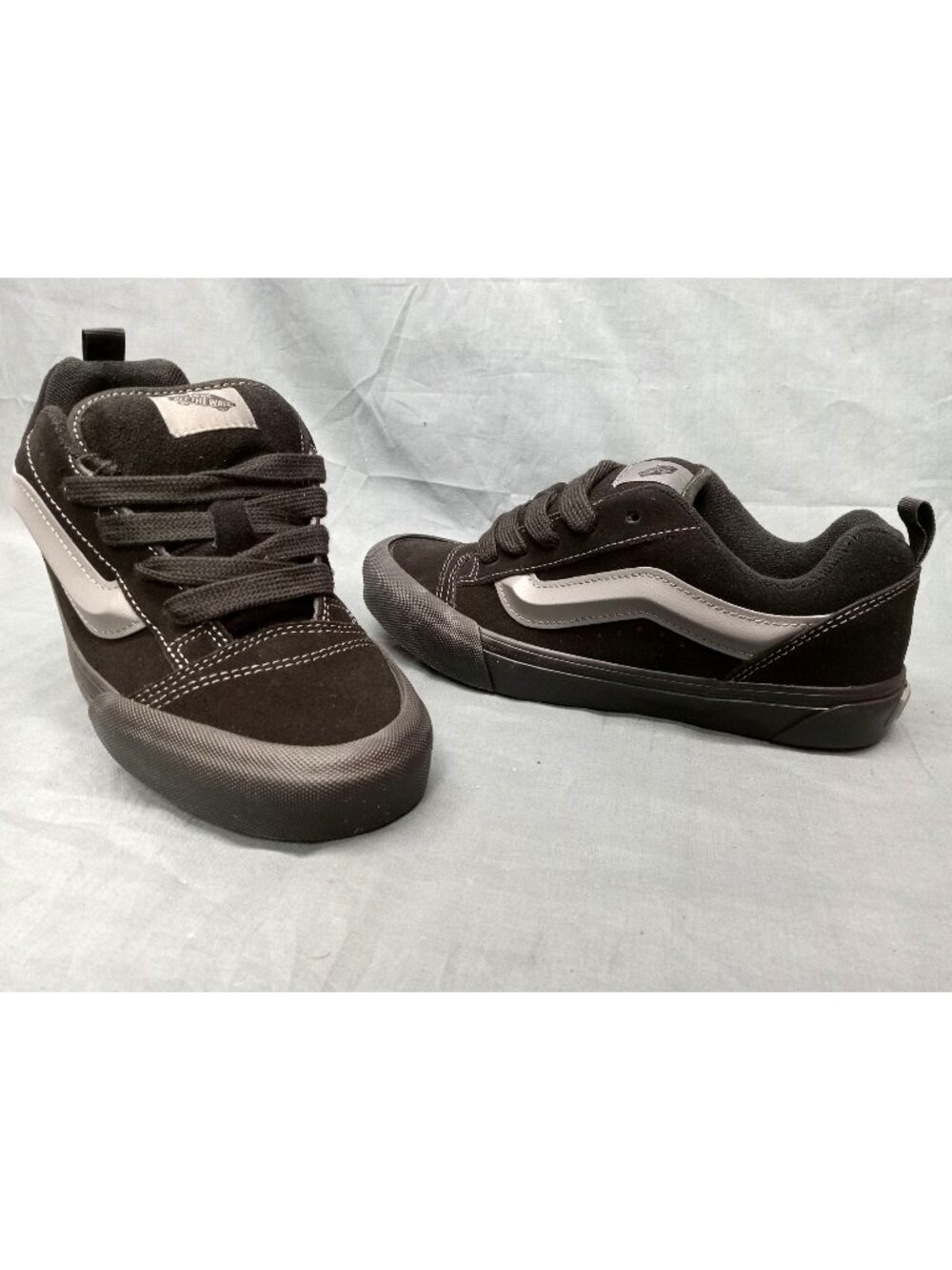 Vans Boys Knu School Sneakers Black Grey Pewter Boys Size 6.5 NEW IN BOX!